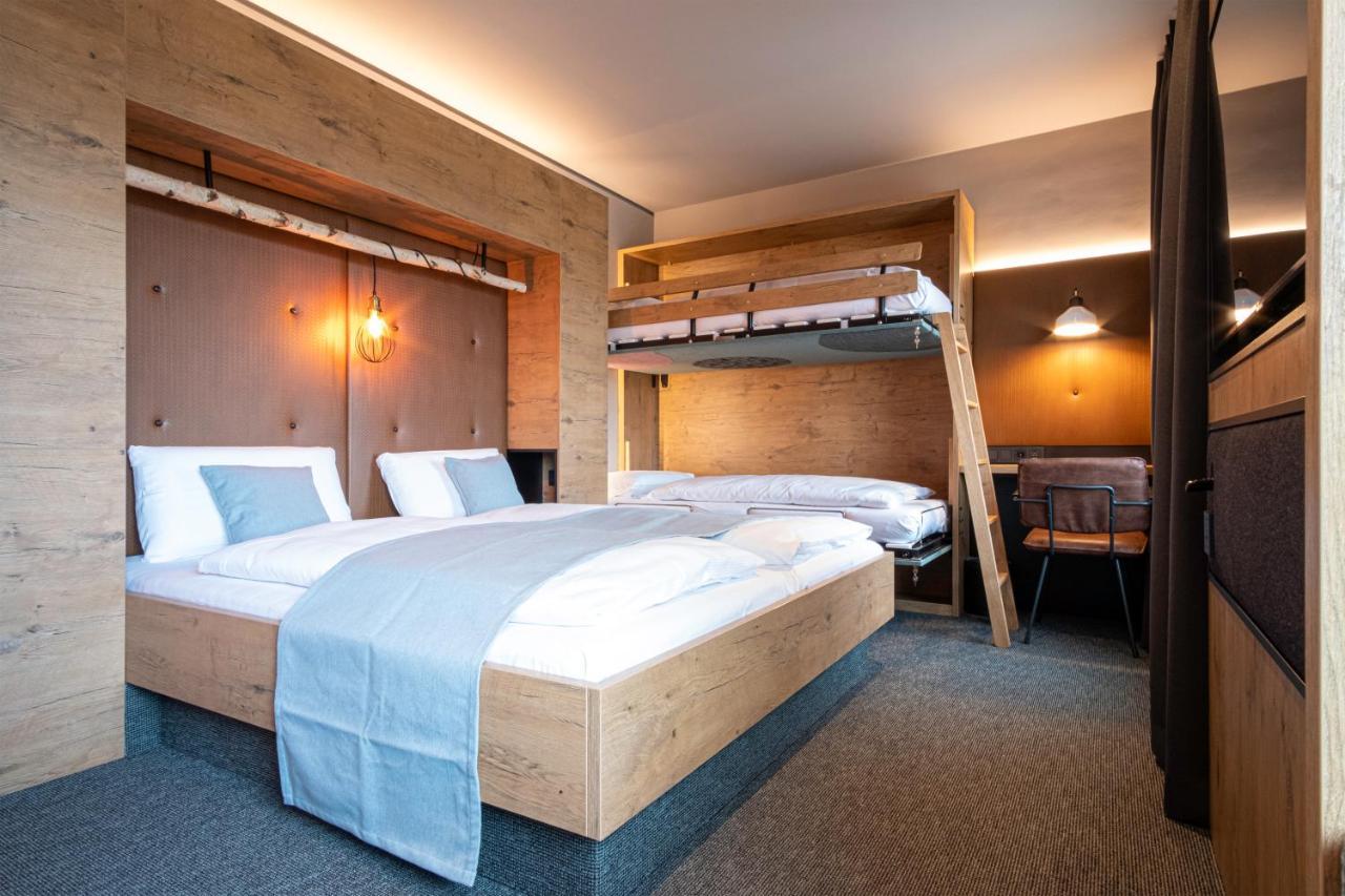 Riku Hotel Reutlingen Exteriör bild